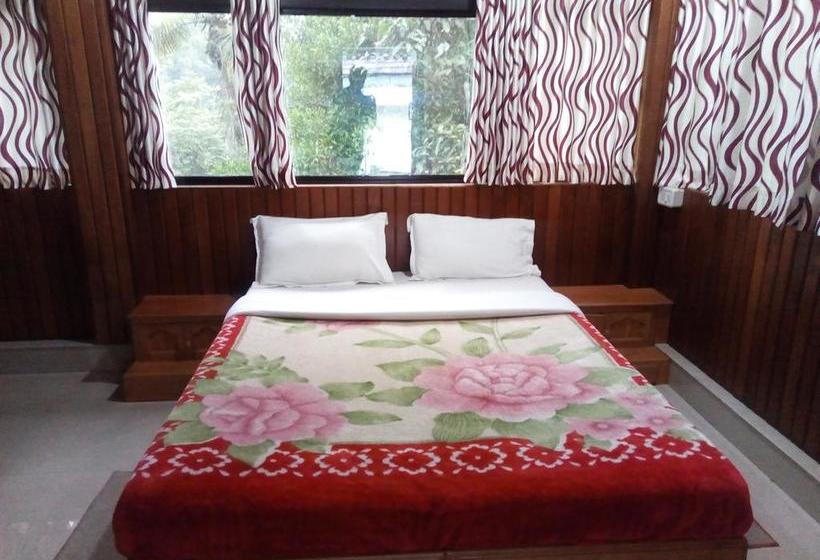 Hotel River Rock Homestay 1