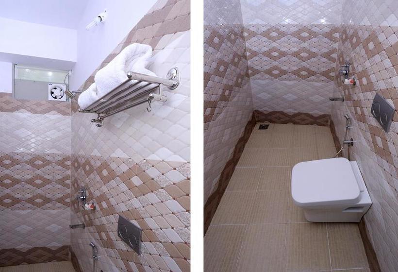 Oyo 10151 Hotel Forest Inn 15