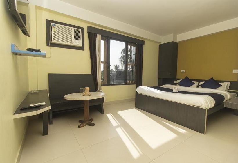 Oyo 10696 Hotel Jagat 11