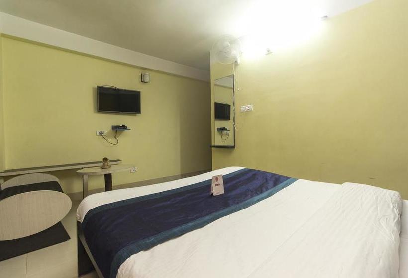 Oyo 10696 Hotel Jagat 12