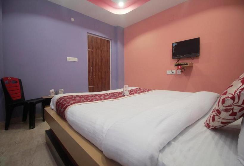 Hotel Oyo 10462 Smriti Guest House 14
