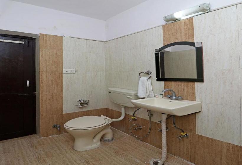 Hotel Oyo 10661 Dsr Classic 14