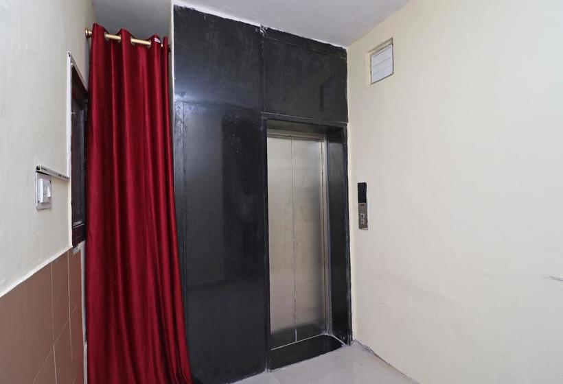 Hotel Oyo 10661 Dsr Classic 4