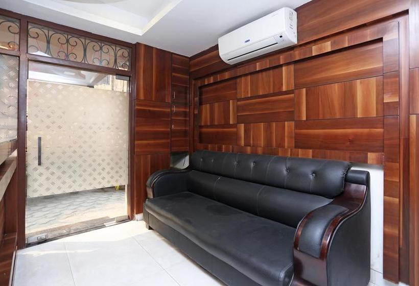 Oyo 10263 Hotel Grand Nishat 10