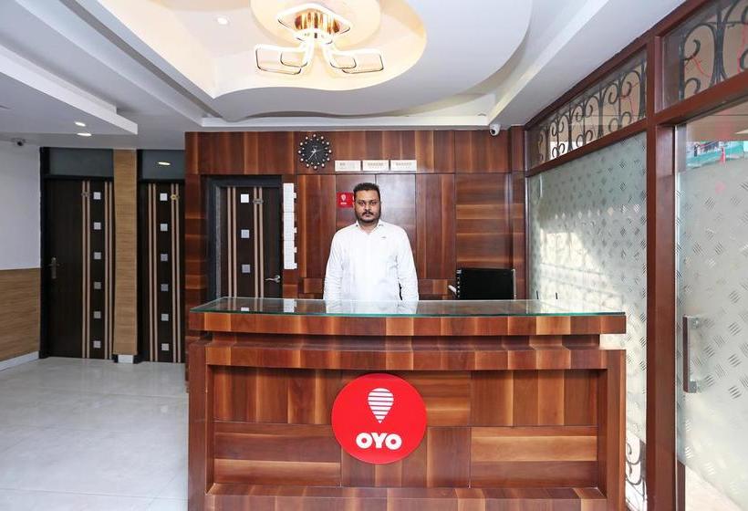 Oyo 10263 Hotel Grand Nishat 13