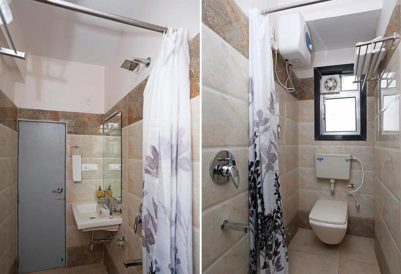 Oyo 10263 Hotel Grand Nishat 20