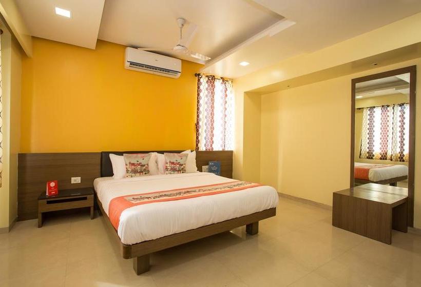 Oyo 10679 Hotel Nanashree Executive 10