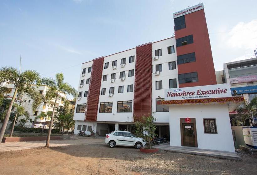 Oyo 10679 Hotel Nanashree Executive 11