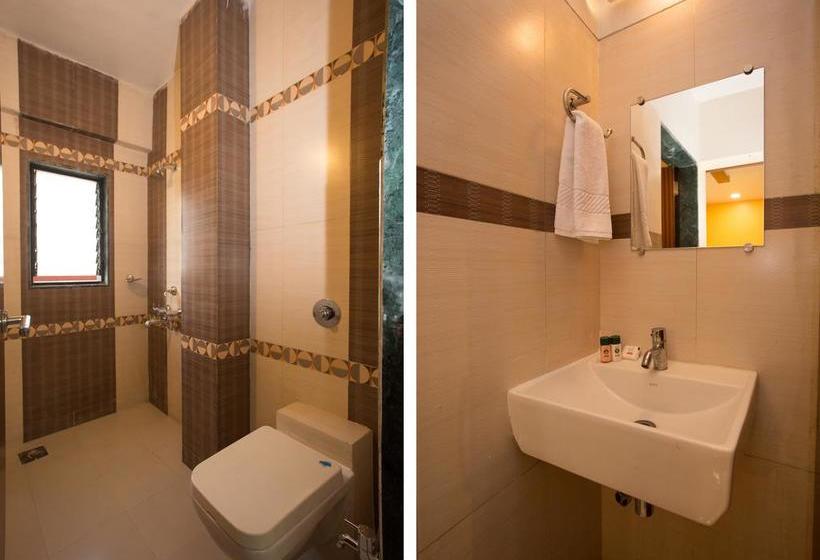 Oyo 10679 Hotel Nanashree Executive 16