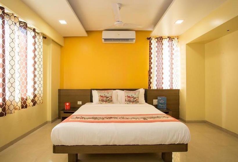 Oyo 10679 Hotel Nanashree Executive 2