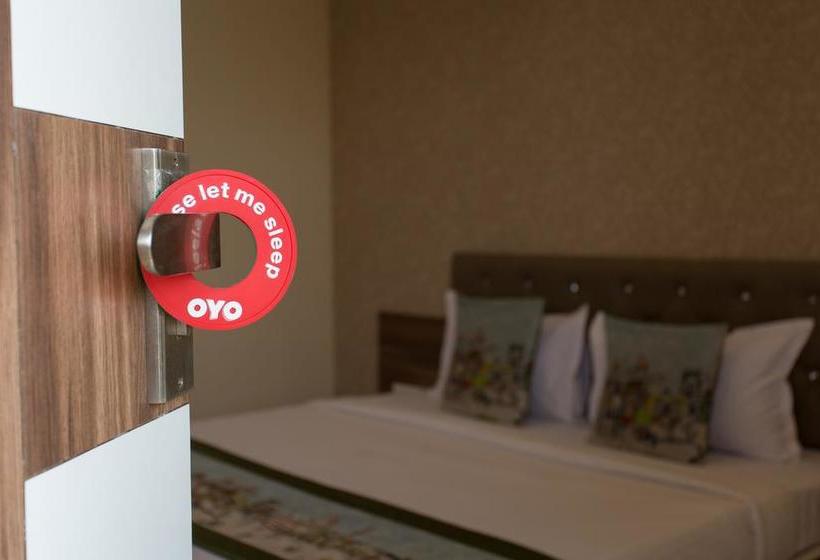 Oyo 10939 Hotel Sangam 10