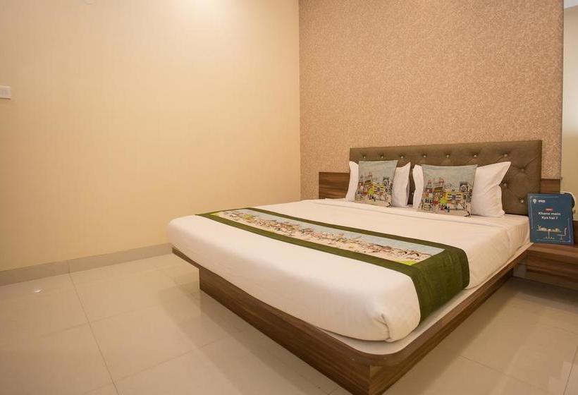 Oyo 10939 Hotel Sangam 13