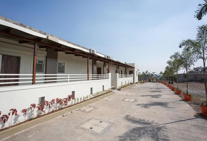 Oyo 10939 Hotel Sangam 2