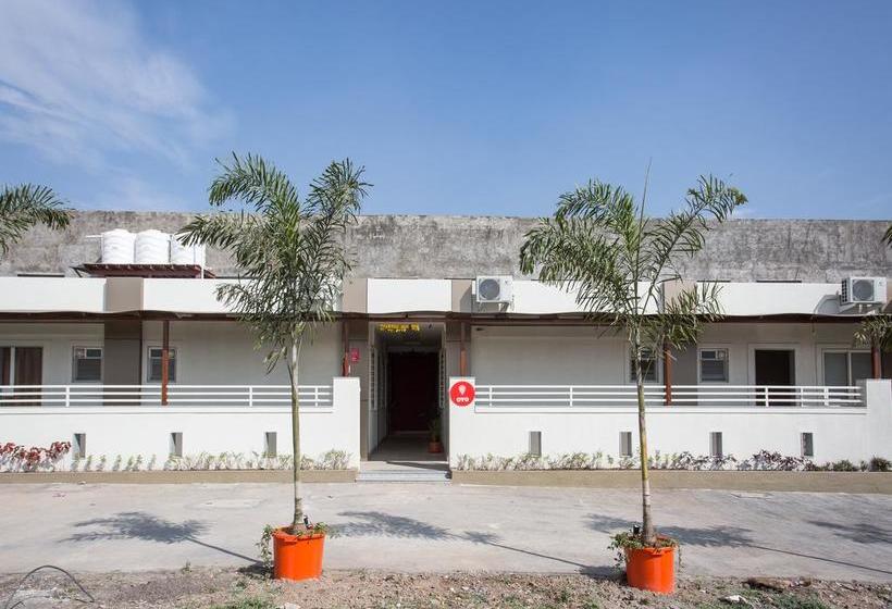 Oyo 10939 Hotel Sangam 3