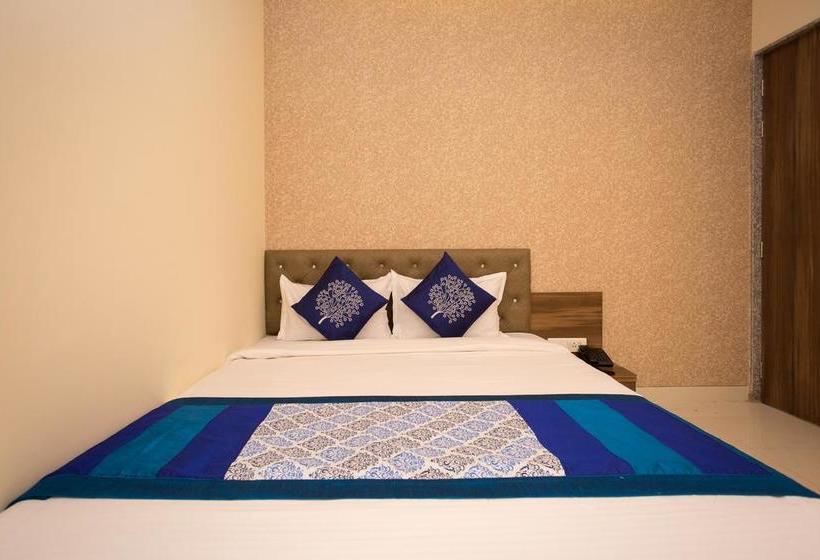 Oyo 10939 Hotel Sangam 8