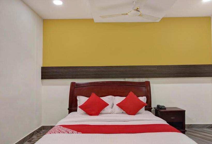 Oyo 10272 Hotel Ruma 18