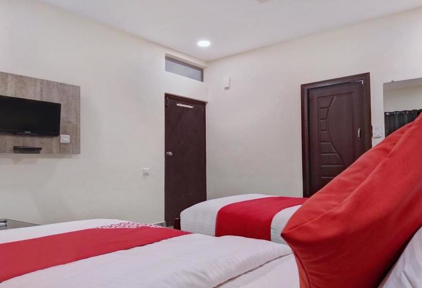 Oyo 10272 Hotel Ruma 6