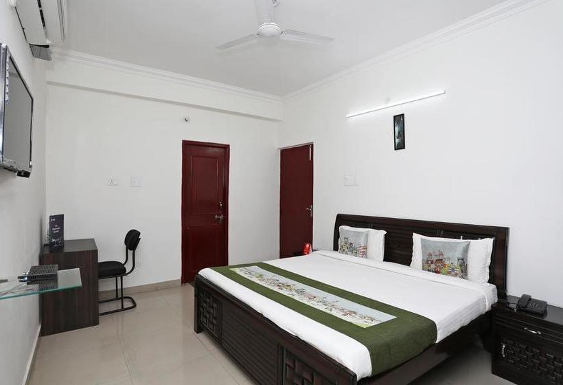 Oyo 9770 Hotel Urban Comfort 12