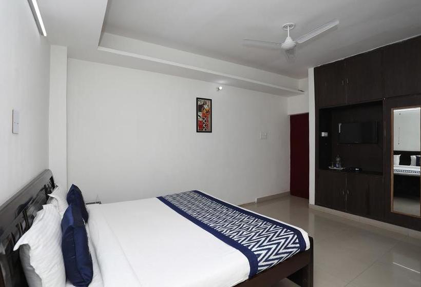 Oyo 9770 Hotel Urban Comfort 7