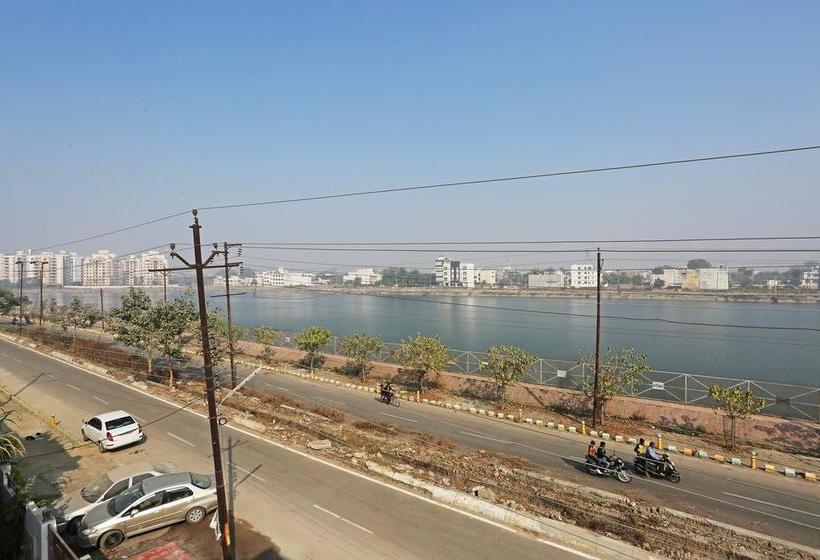 Oyo 11046 Hotel Surya Inn 2 14