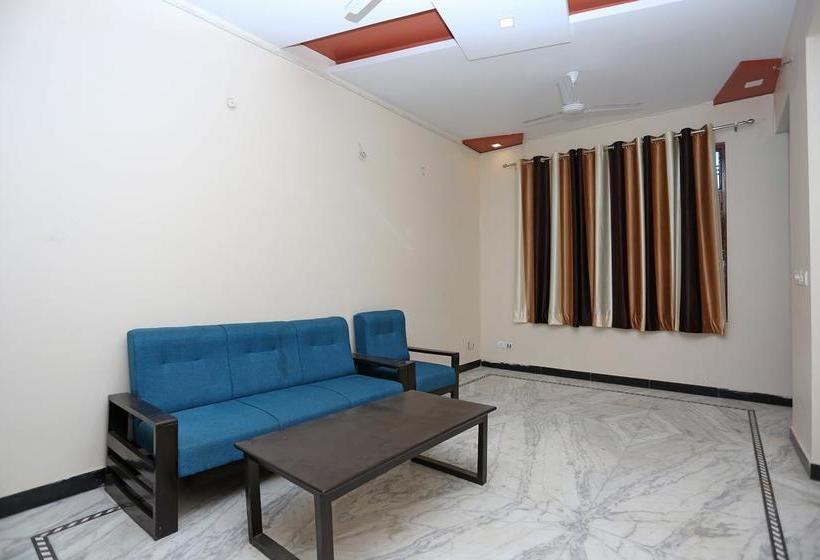 Oyo 11046 Hotel Surya Inn 2 3