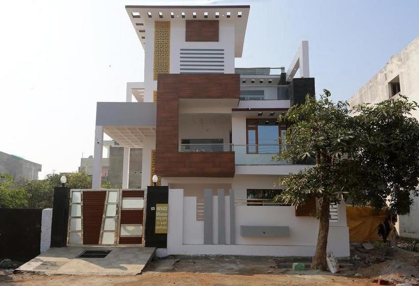 Oyo 11046 Hotel Surya Inn 2 4