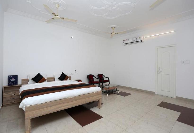 Oyo 11069 Hotel Star Inn 2