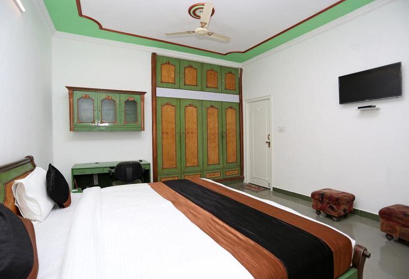 Oyo 11069 Hotel Star Inn 8