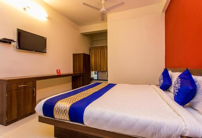 Oyo 10804 Hotel Kumar 4