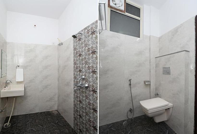 Oyo 10317 Hotel Mock Orange 18