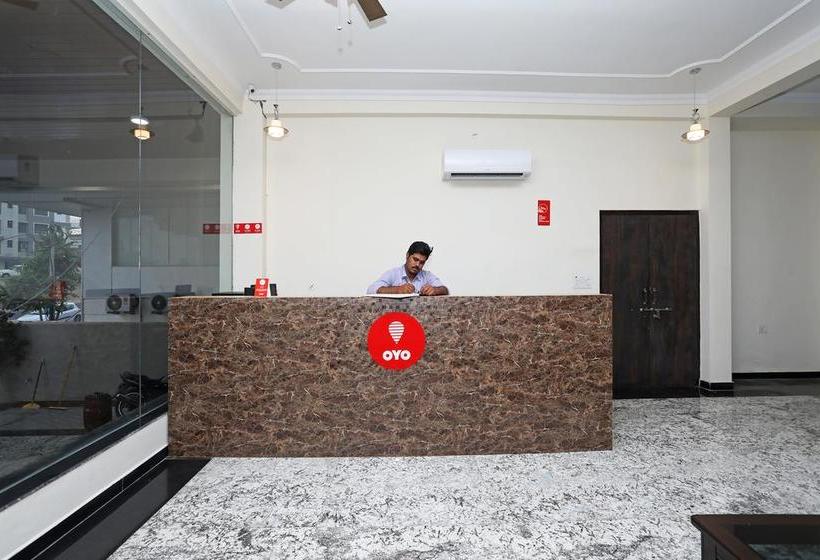 Oyo 10317 Hotel Mock Orange 19