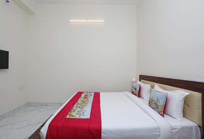 Oyo 10317 Hotel Mock Orange 20