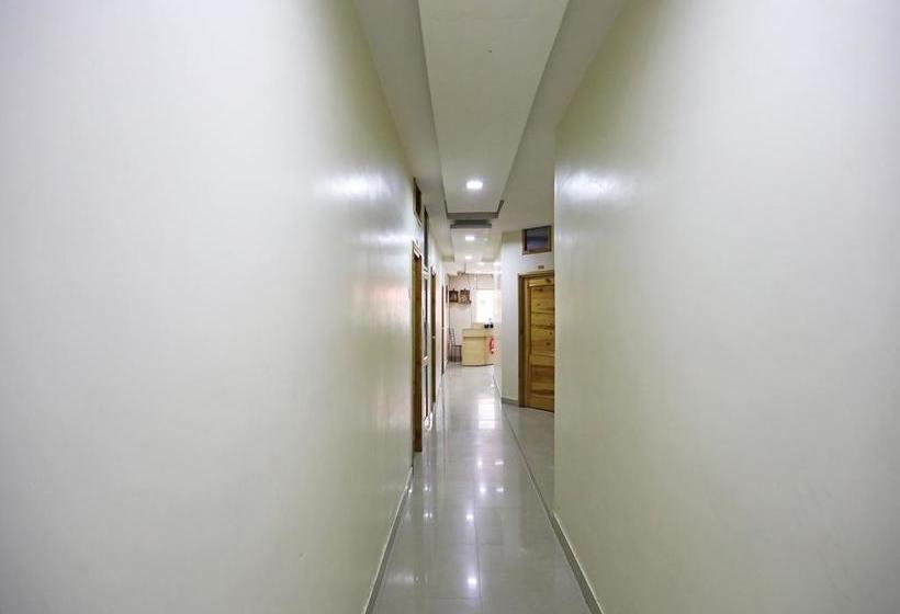 Oyo 10609 Hotel Jodhpur Royals 5