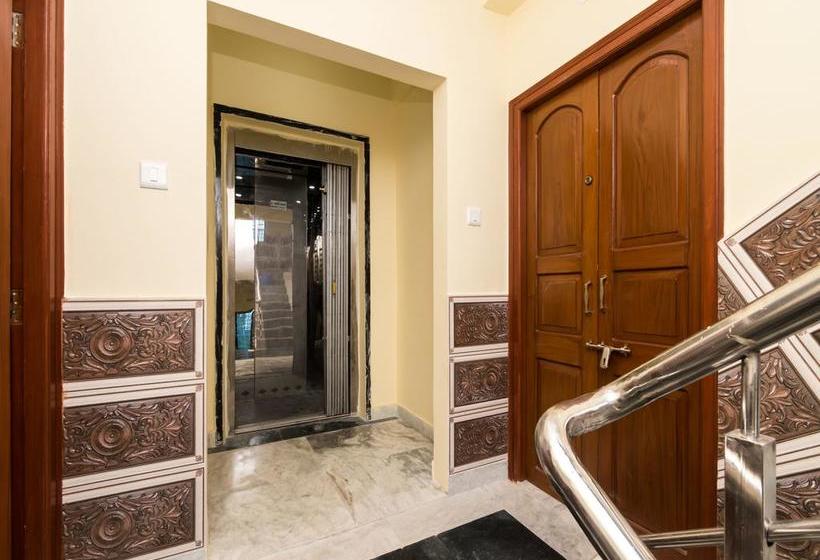 Oyo 9811 Hotel Relax Inn 7