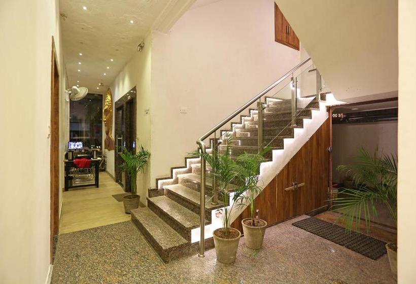 Oyo 9476 Hotel Mittal 16