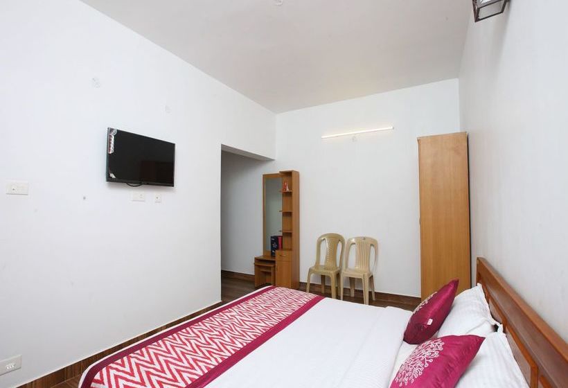 Hotel Oyo 10251 Sri Akilambiga Residency 10