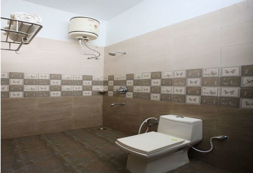 Hotel Oyo 10251 Sri Akilambiga Residency 18