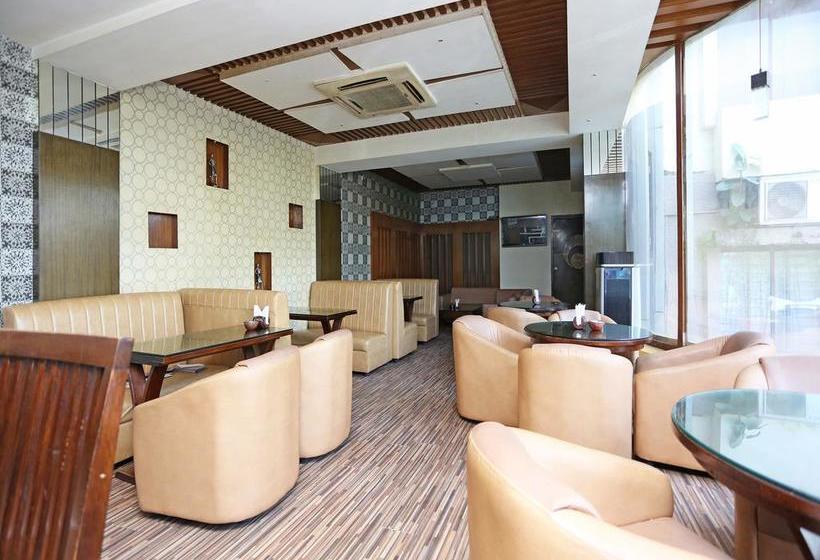 Hotel Oyo Flagship 172 Forum Mall 6