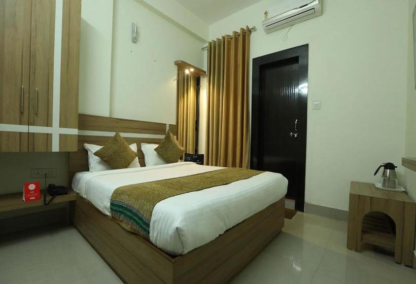 Oyo 10472 Hotel Queen 14