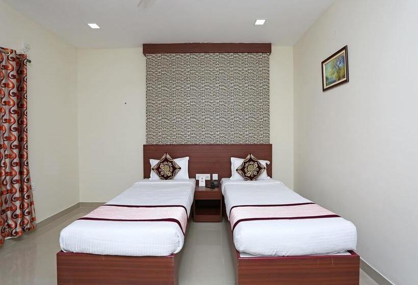 Oyo 10271 Hotel Guest Inn 11