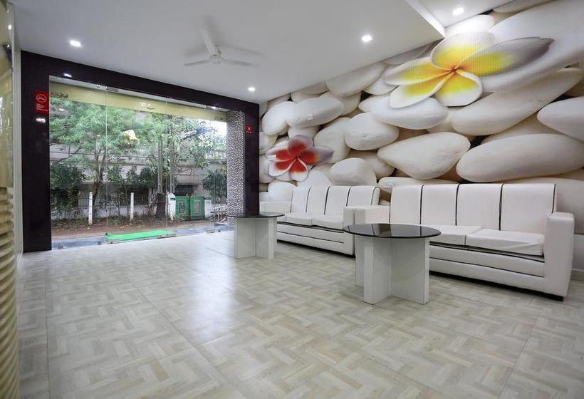 Oyo 10271 Hotel Guest Inn 8