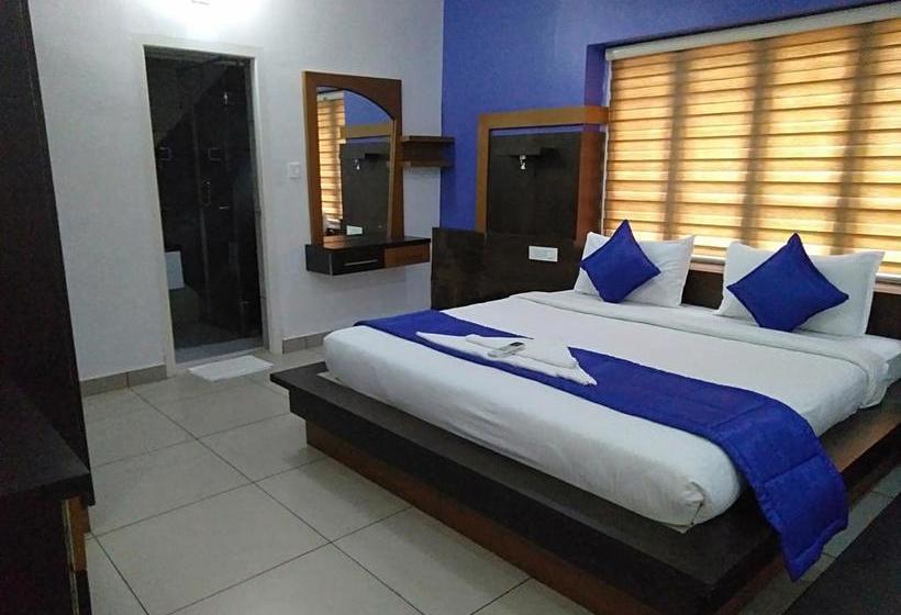 Hotel Palm Corniche 16