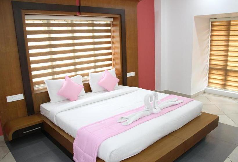 Hotel Palm Corniche 18