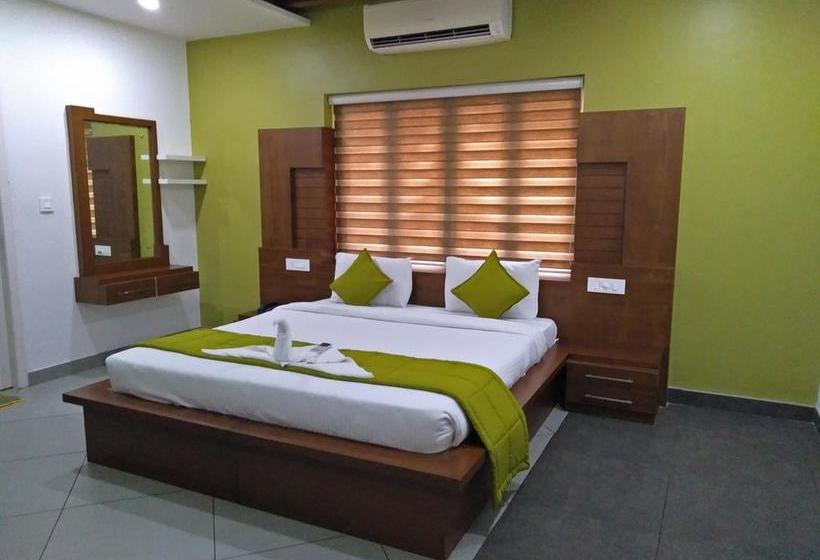 Hotel Palm Corniche 5