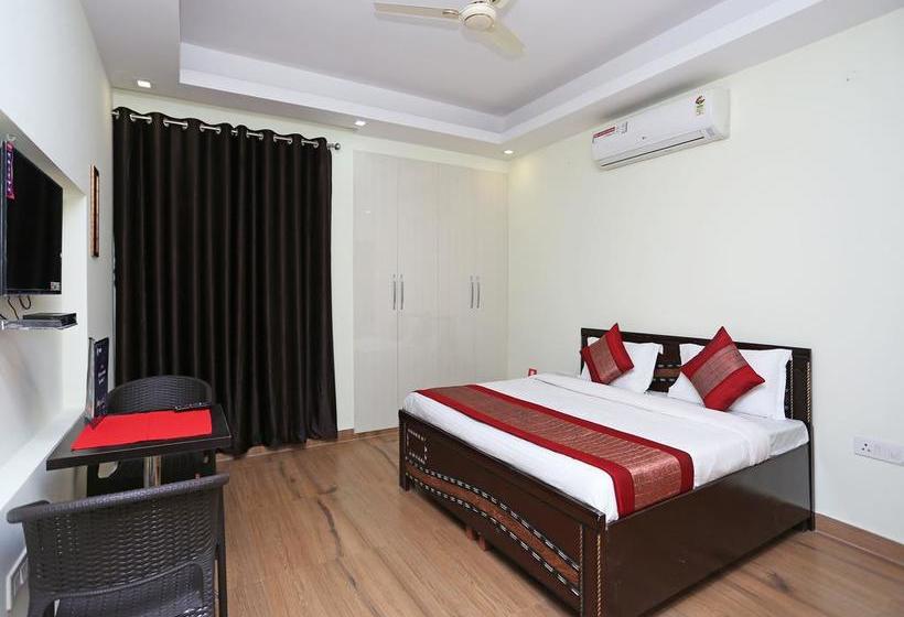 Hotel Oyo 11090 Maira Homes Faridabad