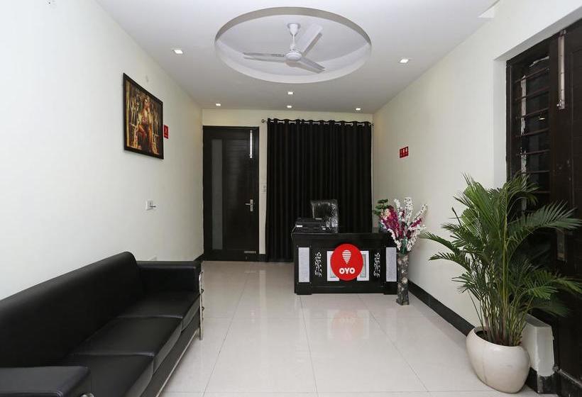 Hotel Oyo 11090 Maira Homes 13