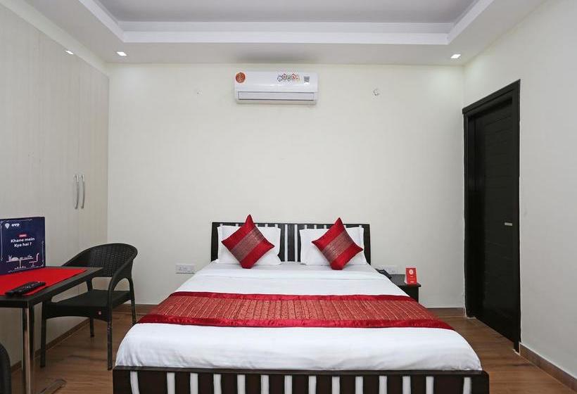 Hotel Oyo 11090 Maira Homes 9