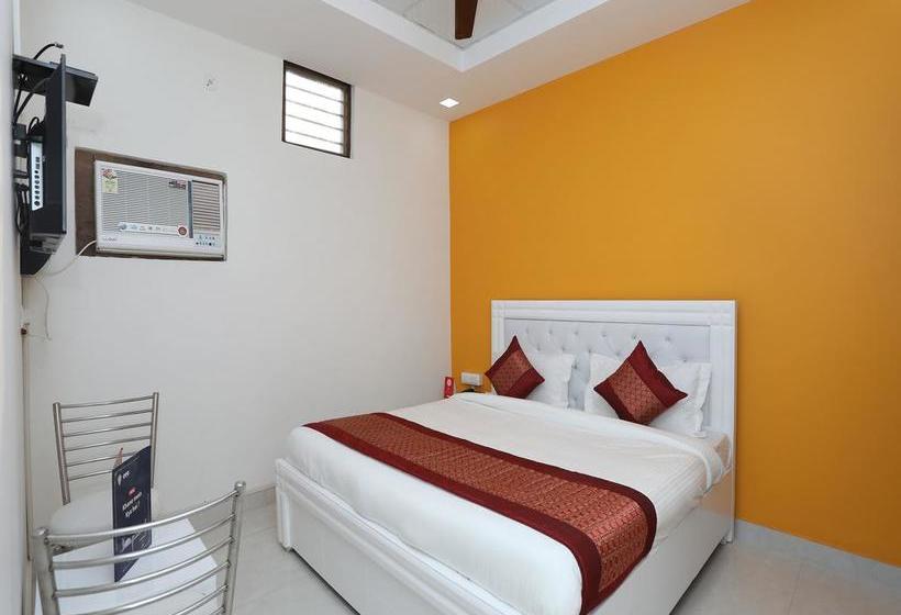 Hotel Oyo 10916 Aashirwad Residency 8