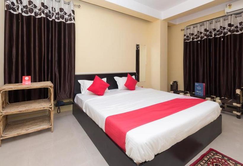 Hotel Oyo 11062 Victoria Guest House 4