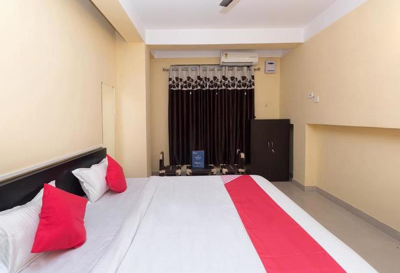 Hotel Oyo 11062 Victoria Guest House 9